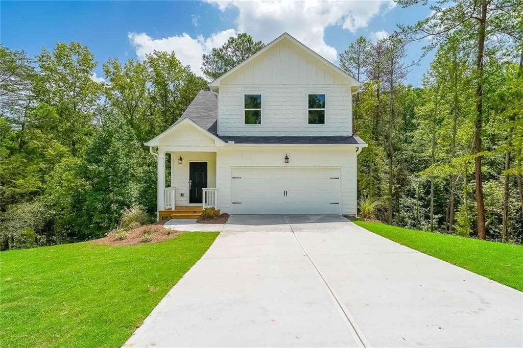 3 bedroom, 3 bathroom, 1,682 sq ft single family residence sold at 6315 Carlys Way, Gainesville, GA 30506