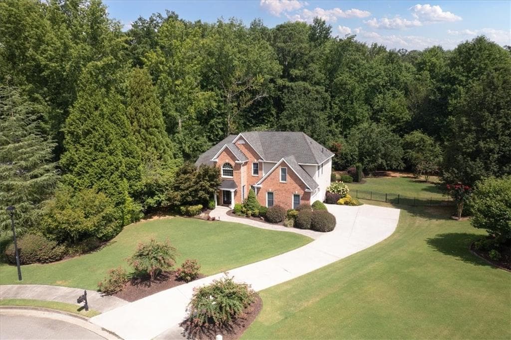 4 bedroom, 3 bathroom, 2,607 sq ft single family residence sold at 5080 Broughton Street, Roswell, GA 30075
