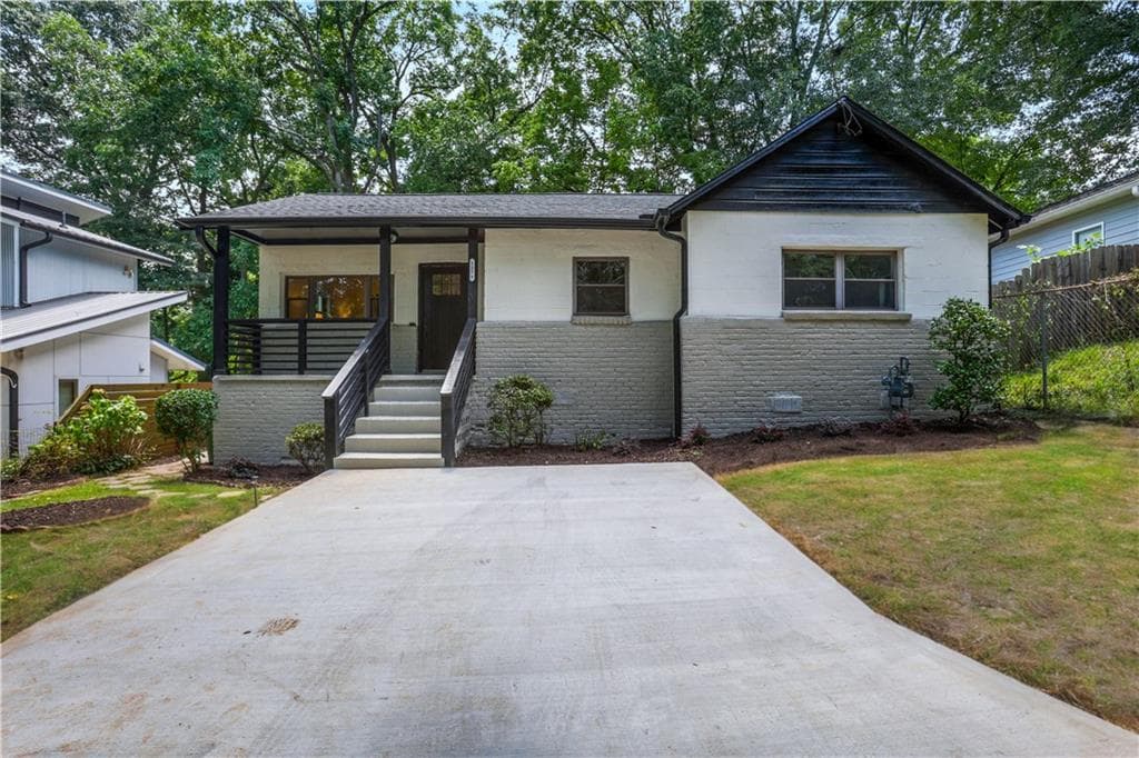 3 bedroom, 2 bathroom, 1,272 sq ft single family residence sold at 1577 New Street, Atlanta, GA 30307