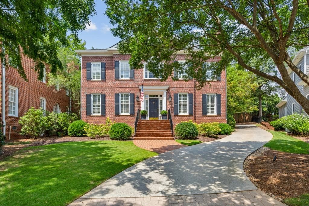 4 bedroom, 7 bathroom single family residence sold at 3444 Paces Ferry Circle, Smyrna, GA 30080