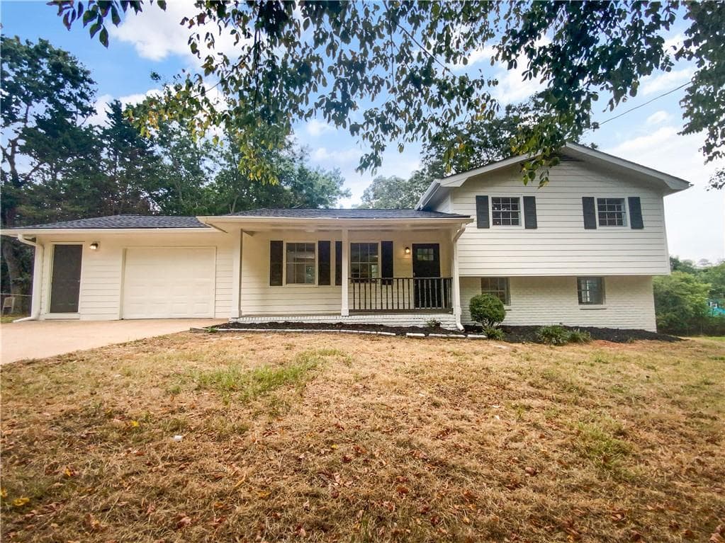 3 bedroom, 2 bathroom single family residence sold at 81 Primrose Lane, Powder Springs, GA 30127