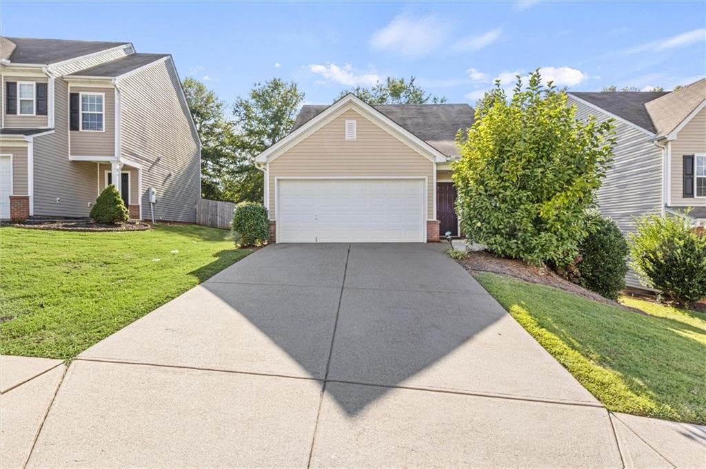 3 bedroom, 2 bathroom, 1,606 sq ft single family residence sold at 551 Double Creek Drive, Lawrenceville, GA 30045