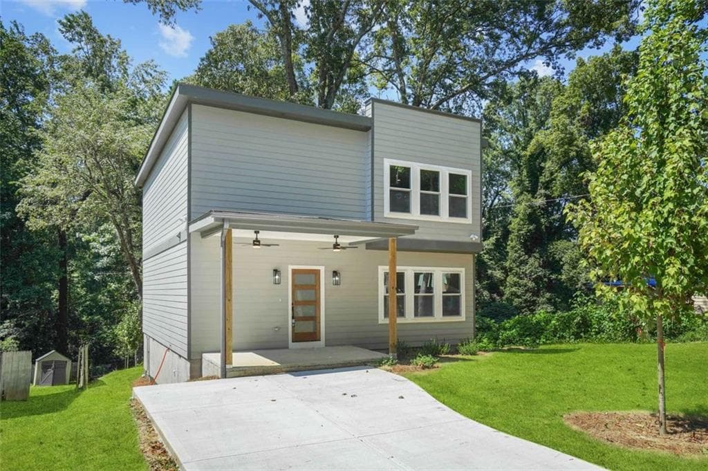 4 bedroom, 3 bathroom, 1,966 sq ft single family residence sold at 1040 ADA Avenue, Atlanta, GA 30318