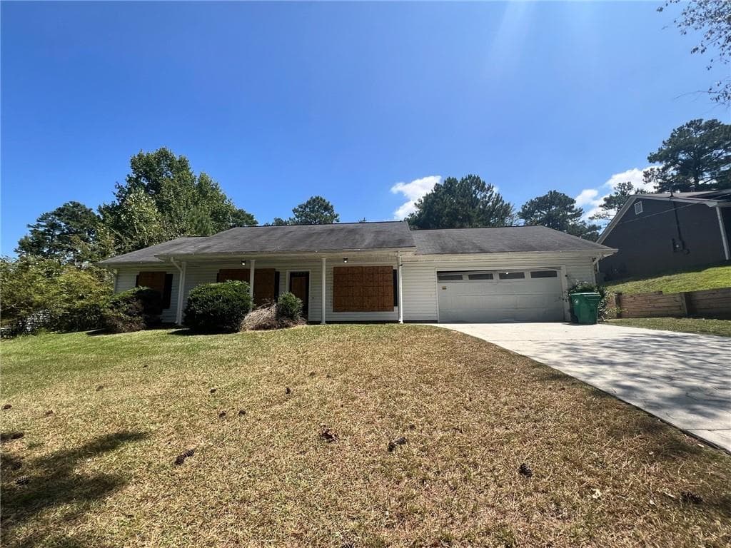 3 bedroom, 2 bathroom single family residence sold at 2252 Margaret Court, Lithonia, GA 30058