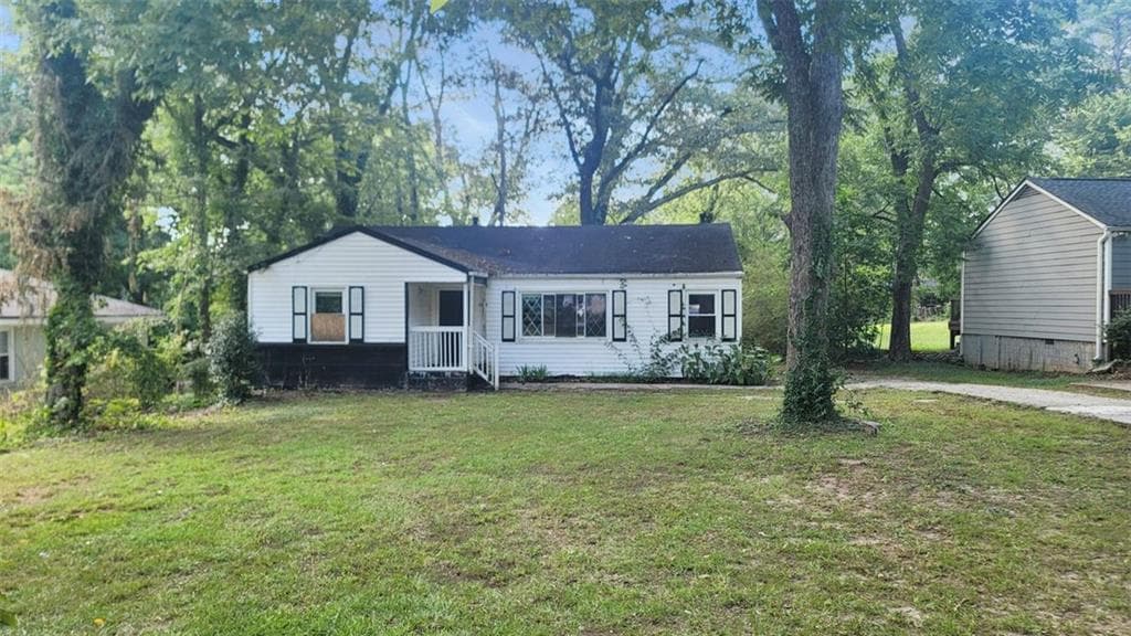 3 bedroom, 2 bathroom, 984 sq ft single family residence sold at 1936 BOULDERVIEW Drive, Atlanta, GA 30316