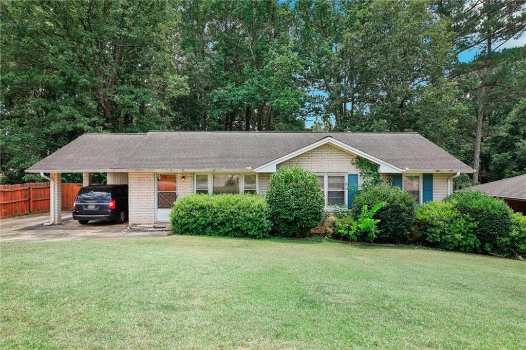 3 bedroom, 2 bathroom single family residence sold at 2599 Creston Way, Morrow, GA 30260