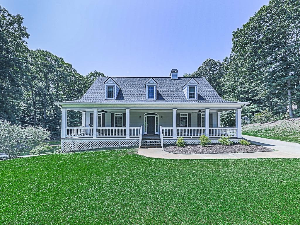 5 bedroom, 6 bathroom, 3,786 sq ft single family residence sold at 984 Seed Tick Road, Dawsonville, GA 30534