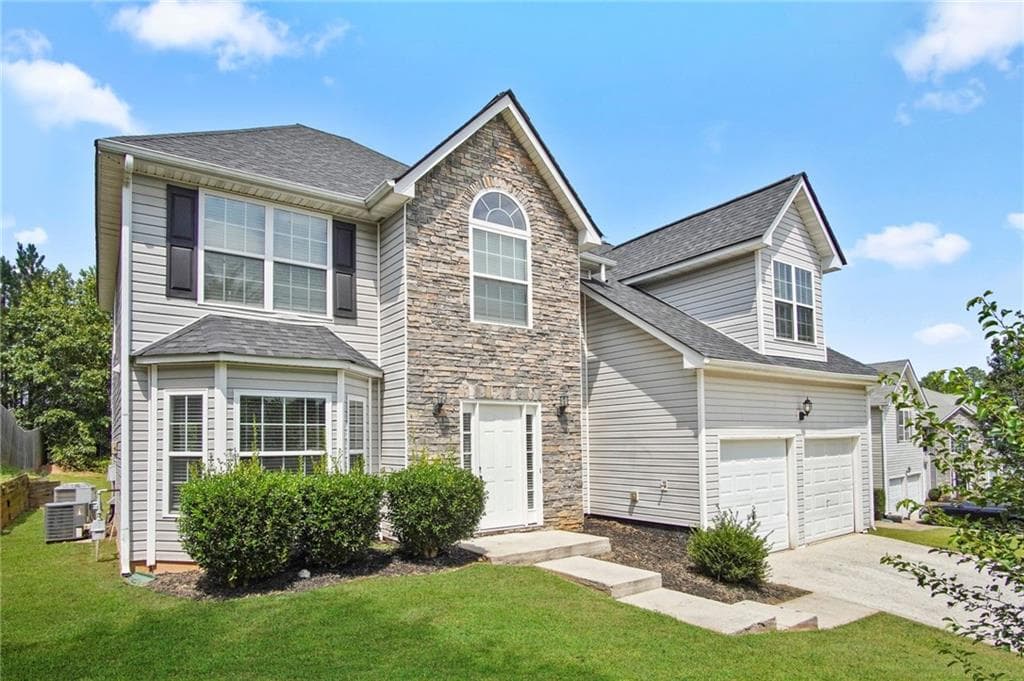 4 bedroom, 3 bathroom single family residence sold at 3042 Berthas Overlook, Douglasville, GA 30135