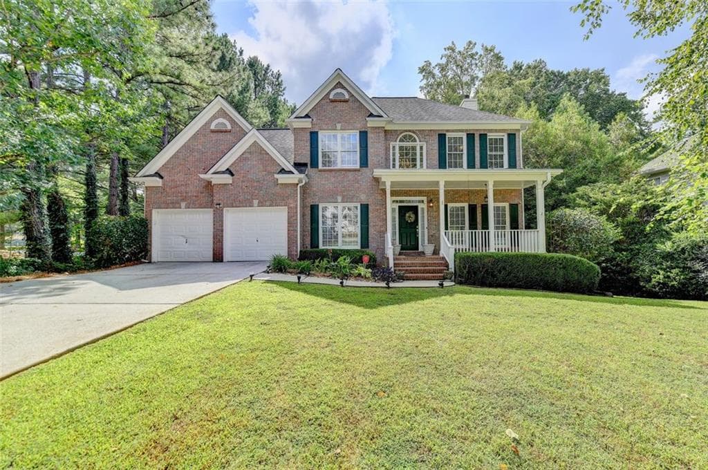 7 bedroom, 4 bathroom single family residence sold at 4797 CEDAR WOOD Drive, Lilburn, GA 30047
