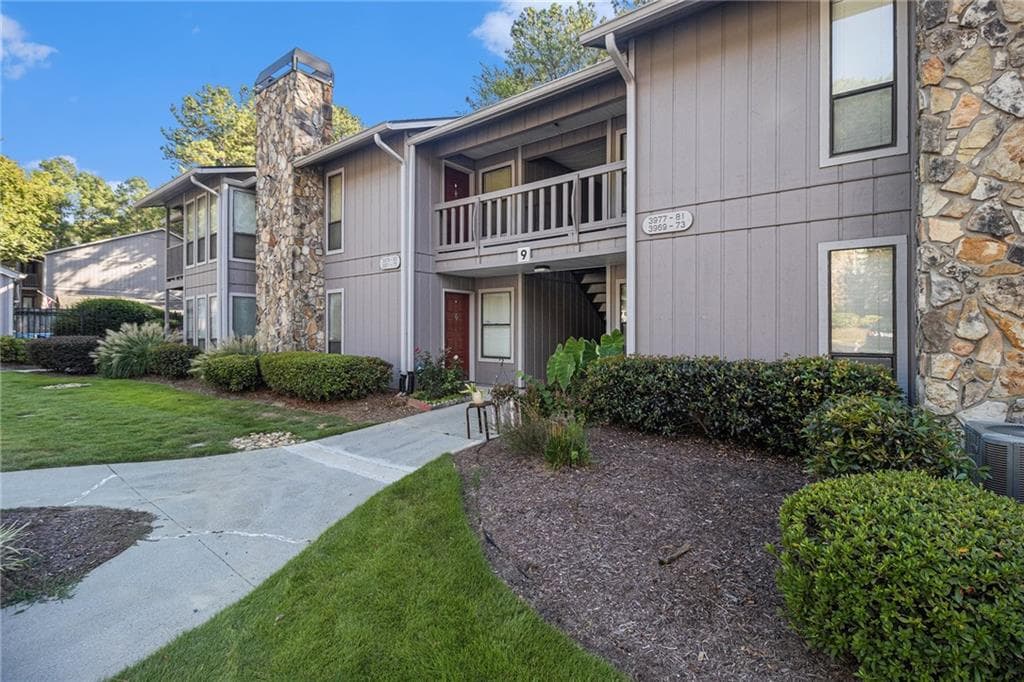 2 bedroom, 2 bathroom condominium sold at 3973 Woodridge Way, Tucker, GA 30084