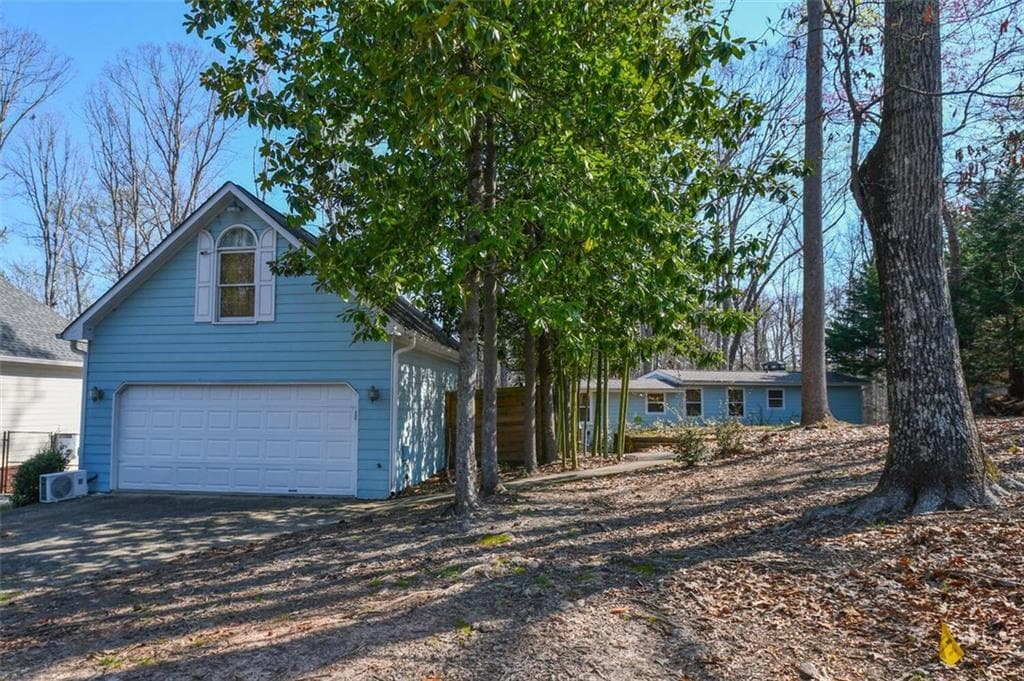 4 bedroom, 4 bathroom single family residence sold at 6619 BASS Circle, Buford, GA 30518