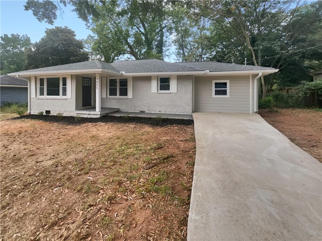3 bedroom, 2 bathroom, 1,286 sq ft single family residence sold at 1955 S Columbia Place, Decatur, GA 30032