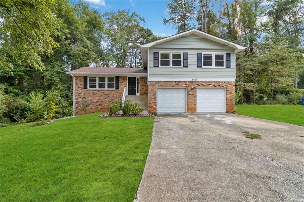 4 bedroom, 3 bathroom, 2,218 sq ft single family residence sold at 822 CORUNDUM Court, Stone Mountain, GA 30083