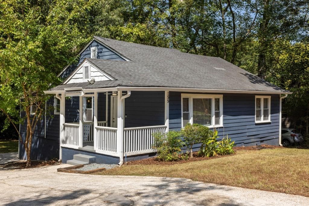 3 bedroom, 3 bathroom, 1,280 sq ft single family residence sold at 155 Watson Circle, Atlanta, GA 30317