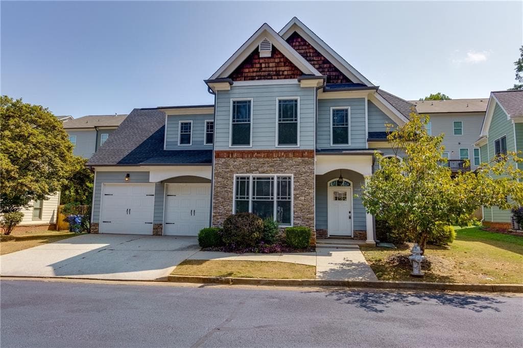 4 bedroom, 3 bathroom, 2,477 sq ft single family residence sold at 1374 Summer Lane Drive, Atlanta, GA 30316