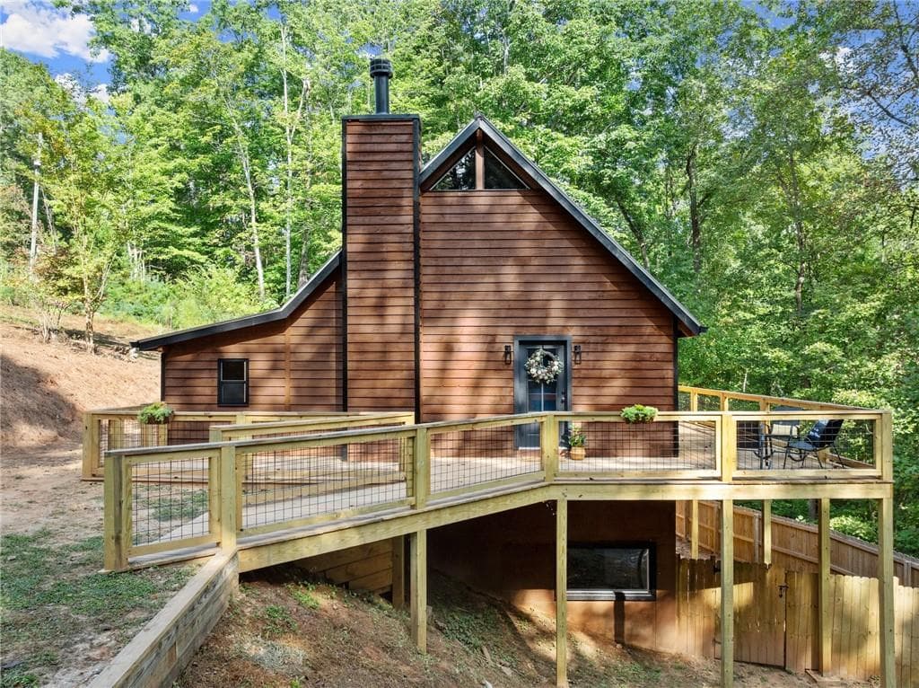 548 Laurel Circle, Dahlonega, GA 30533 — most recent listing photo