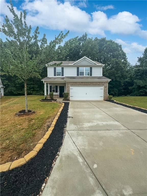 3 bedroom, 3 bathroom single family residence sold at 200 Augusta Woods Drive, Villa Rica, GA 30180