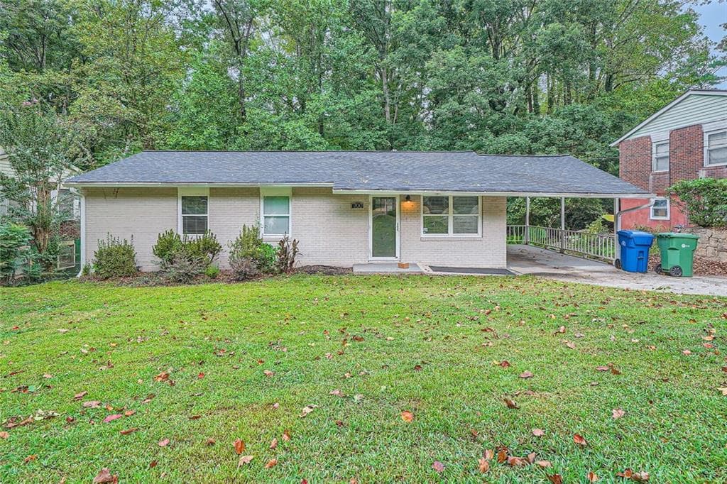 3 bedroom, 1 bathroom, 1,092 sq ft single family residence sold at 700 Symphony Lane, Atlanta, GA 30318
