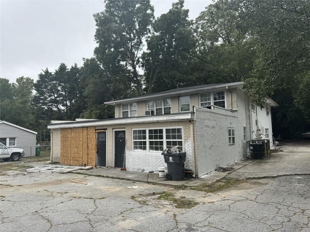 quadruplex sold at 7203 SWIFT Street, Lithonia, GA 30058