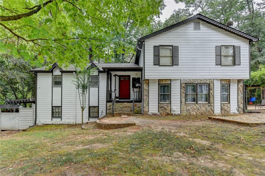 5 bedroom, 3 bathroom single family residence sold at 288 Omega Drive, Lawrenceville, GA 30044
