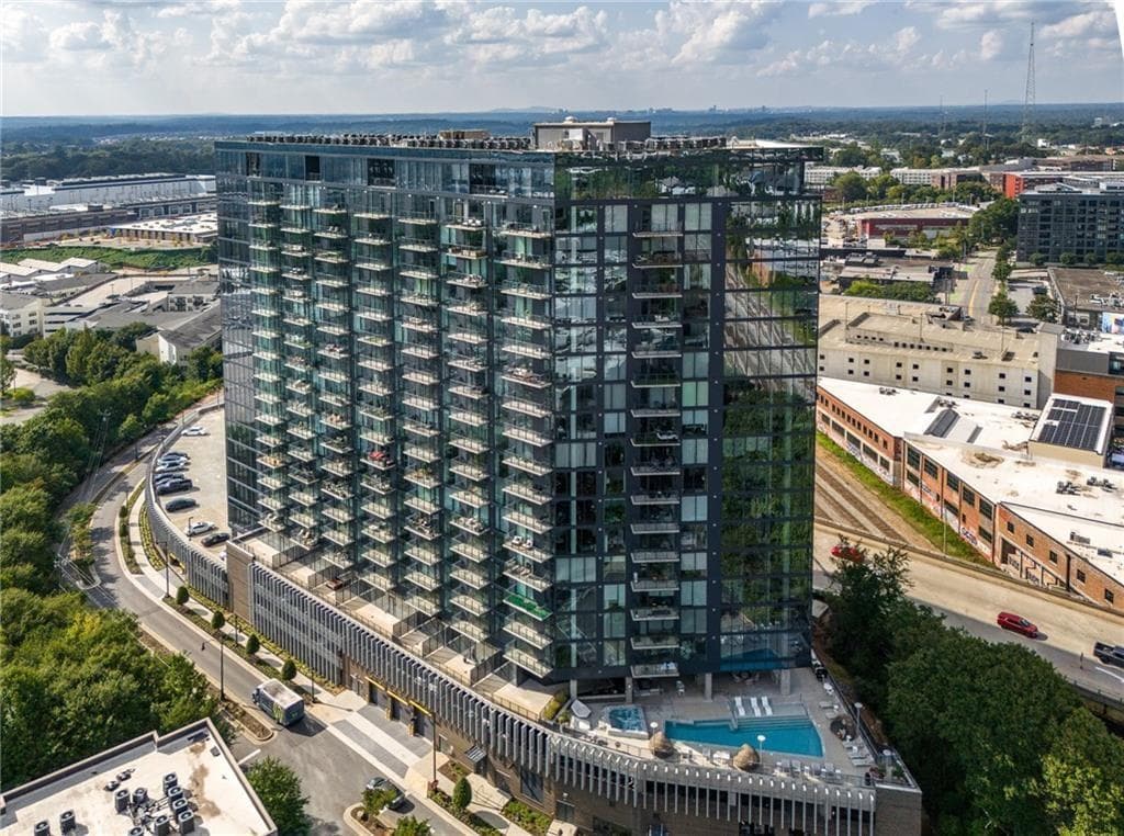 2 bedroom, 2 bathroom, 869 sq ft condominium sold at 788 W Marietta Street 516, Atlanta, GA 30318