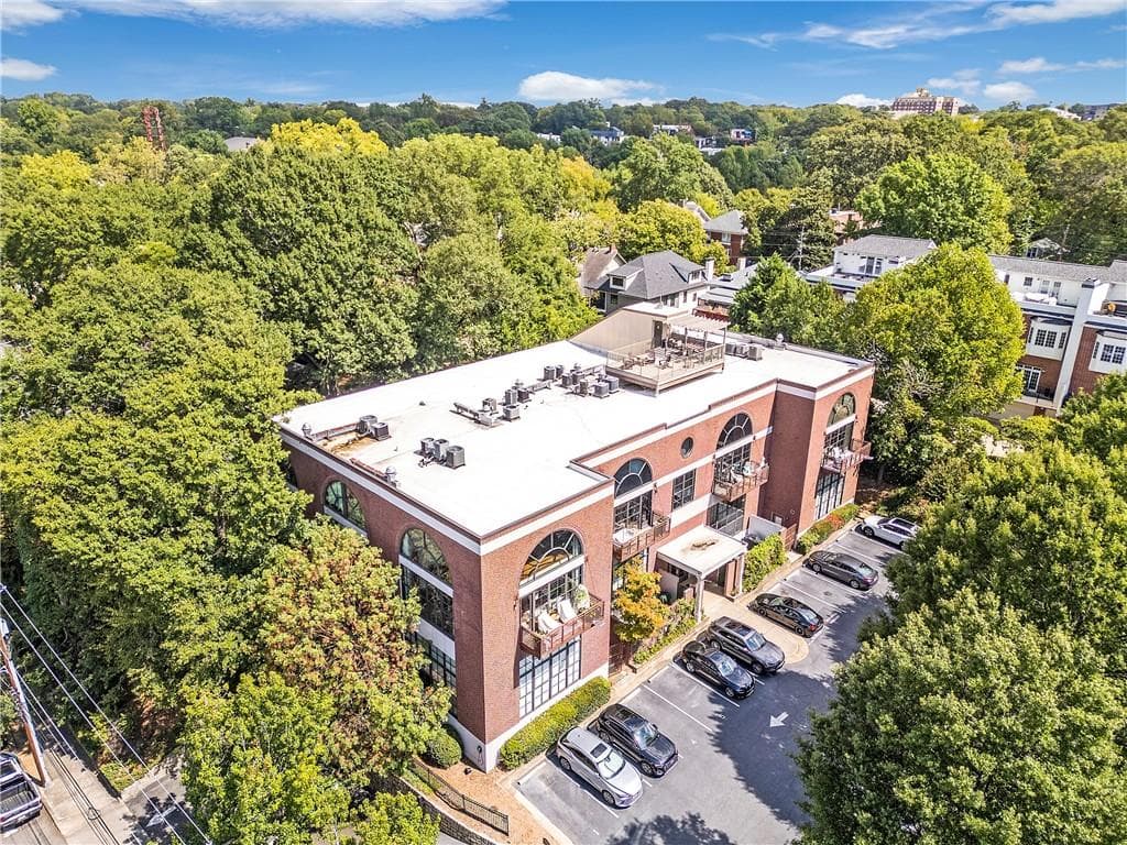 1 bedroom, 2 bathroom, 958 sq ft condominium sold at 790 North Avenue 204, Atlanta, GA 30306