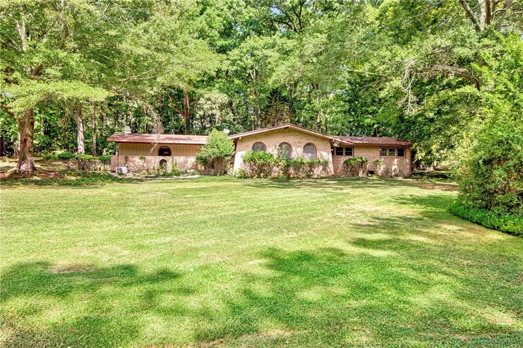 3 bedroom, 5 bathroom single family residence sold at 5005 Jones Road, Fairburn, GA 30213