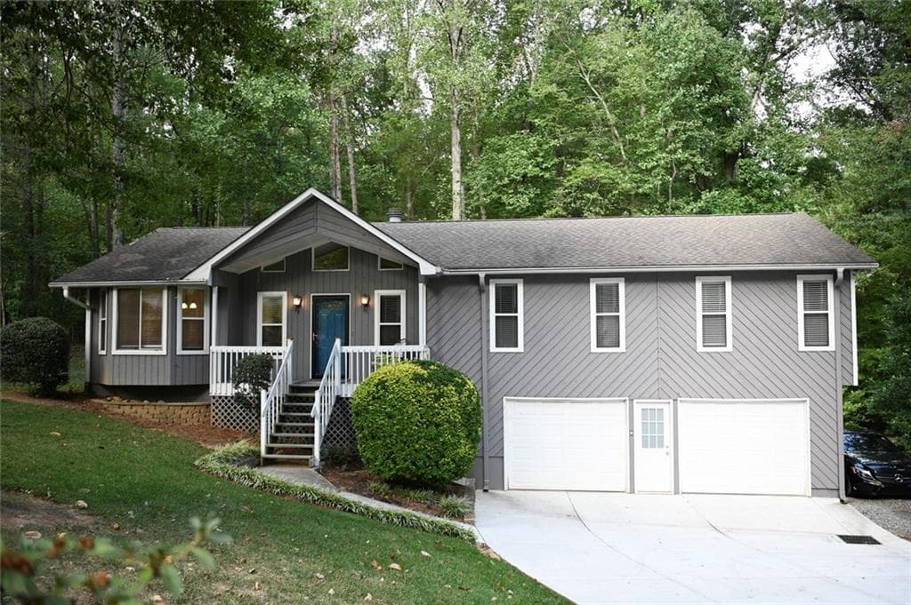 3 bedroom, 2 bathroom, 1,502 sq ft single family residence sold at 428 Julie Anne Way, Woodstock, GA 30188