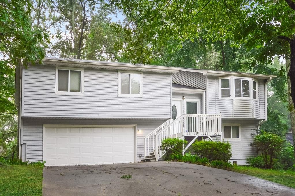 4 bedroom, 3 bathroom, 1,955 sq ft single family residence sold at 3329 Tarragon Drive, Decatur, GA 30034