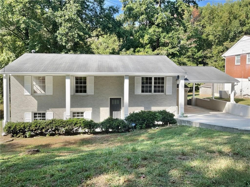 5 bedroom, 2 bathroom single family residence sold at 572 Dollar Mill Road, Atlanta, GA 30331