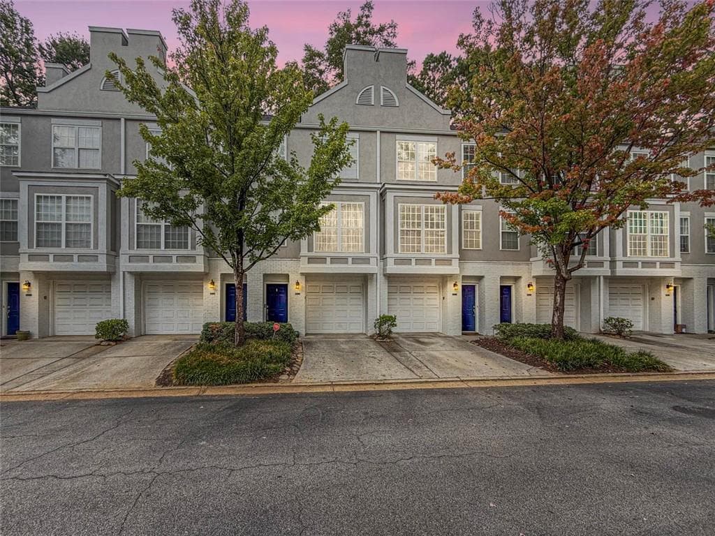 1 bedroom, 1 bathroom condominium sold at 1190 SE Village Court, Atlanta, GA 30316