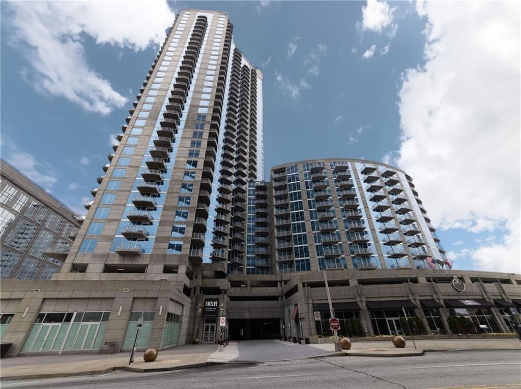 400 W Peachtree Street 3007, Atlanta, GA 30308 — most recent listing photo
