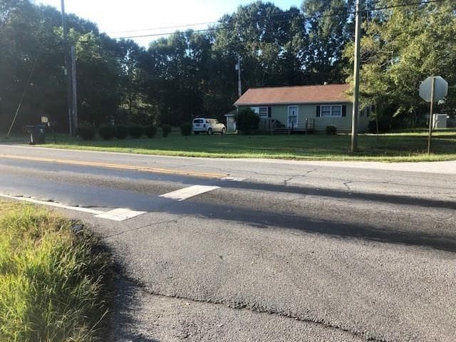 3 bedroom, 1 bathroom single family residence sold at 266 Tyrone Road, Fayetteville, GA 30214