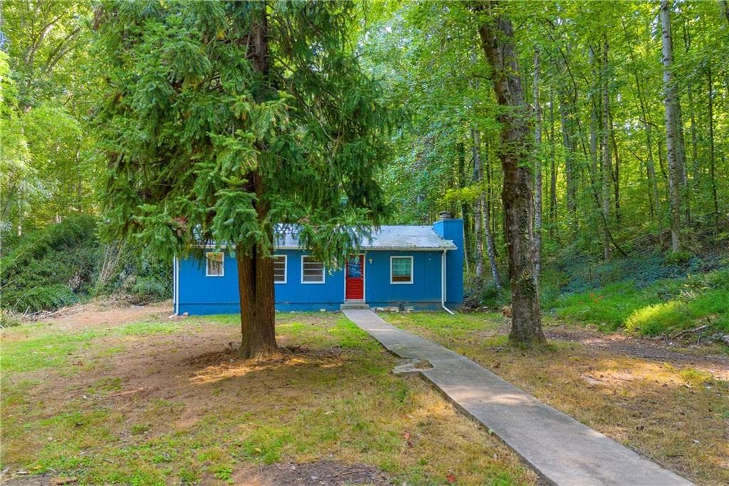 2 bedroom, 1 bathroom single family residence sold at 132 Leonard Crow Road, Dahlonega, GA 30533