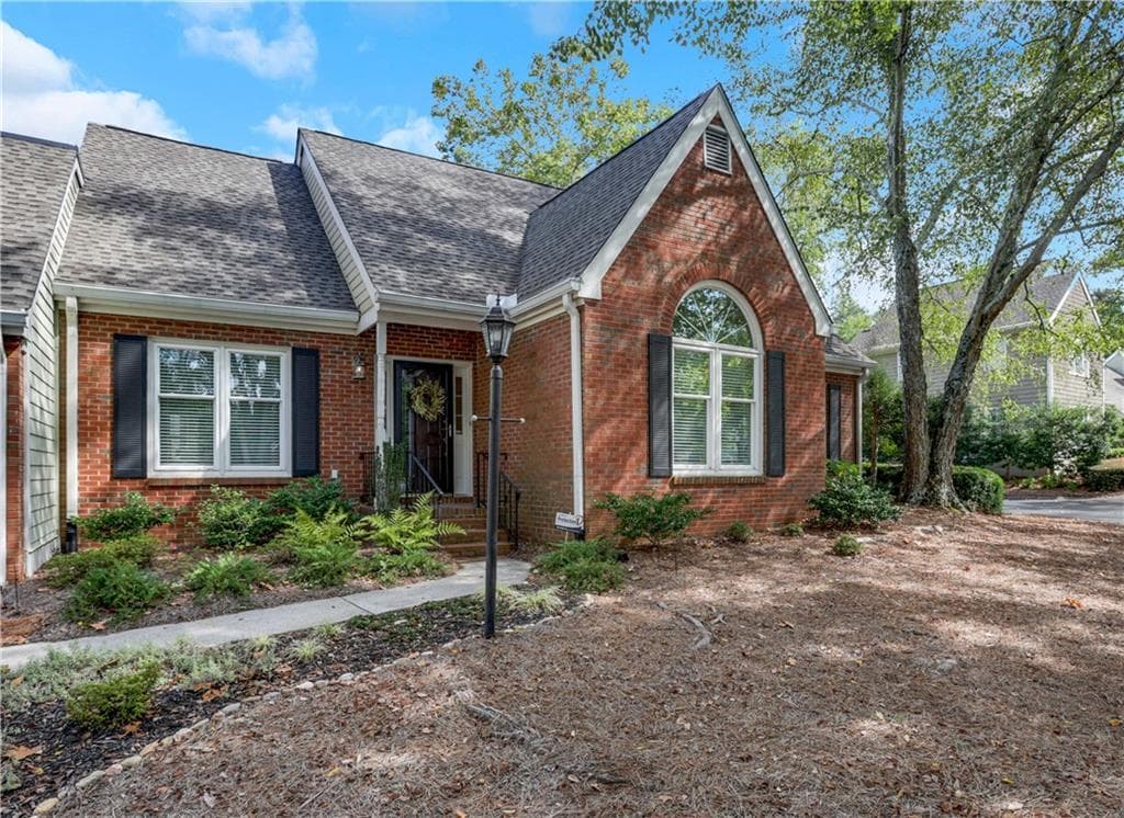 18 Vernon Glen Court, Sandy Springs, GA 30338 — most recent listing photo