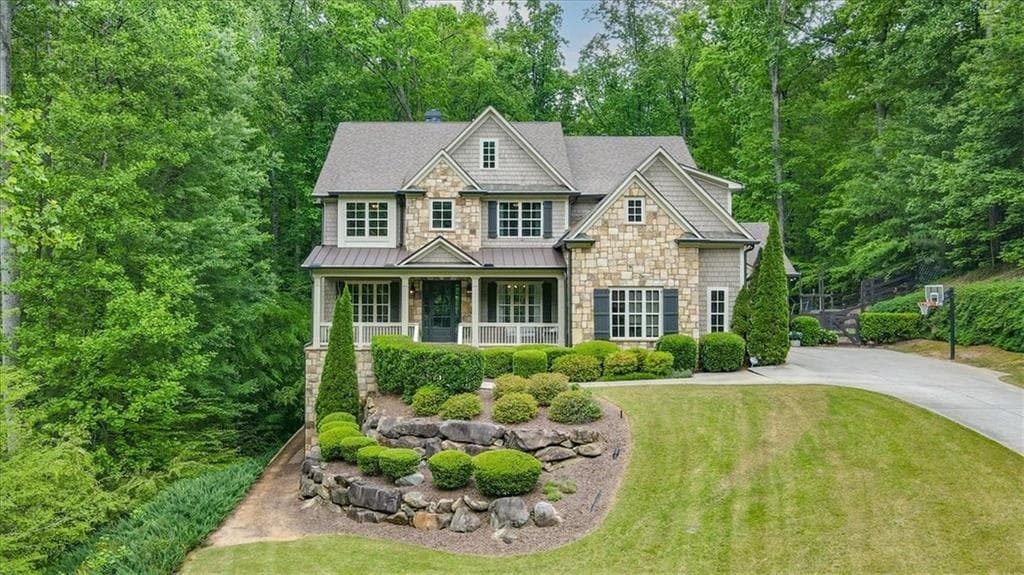 7 bedroom, 6 bathroom, 6,674 sq ft single family residence sold at 625 Brandenburgh Way, Roswell, GA 30075
