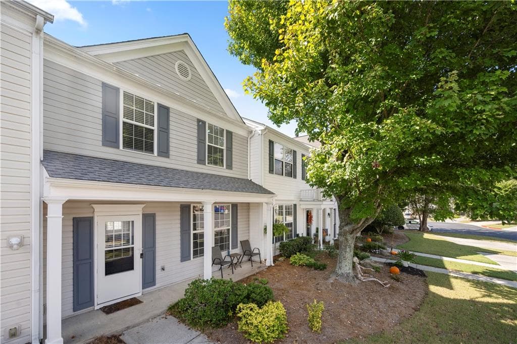 3 bedroom, 3 bathroom, 1,386 sq ft condominium sold at 1907 Stancrest Trace, Kennesaw, GA 30152