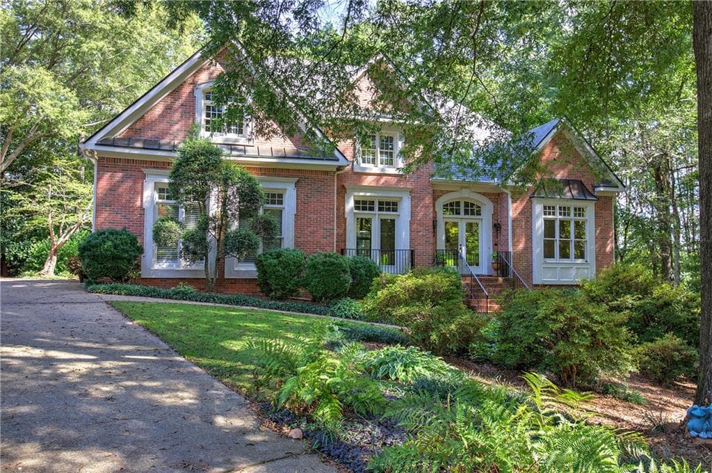 6 bedroom, 6 bathroom single family residence sold at 14 Mckelvey Court, Cartersville, GA 30121