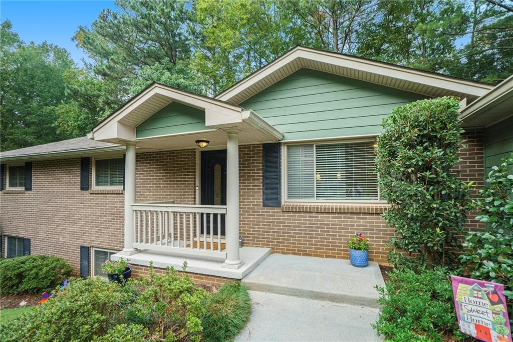 5 bedroom, 4 bathroom, 2,650 sq ft single family residence sold at 1626 Springbrook Drive, Decatur, GA 30033