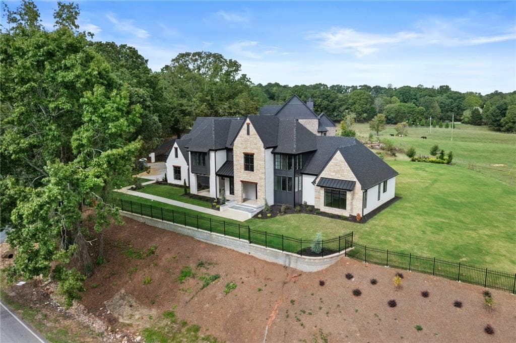 6 bedroom, 6 bathroom, 7,000 sq ft single family residence sold at 3277 Bailey Road, Dacula, GA 30019