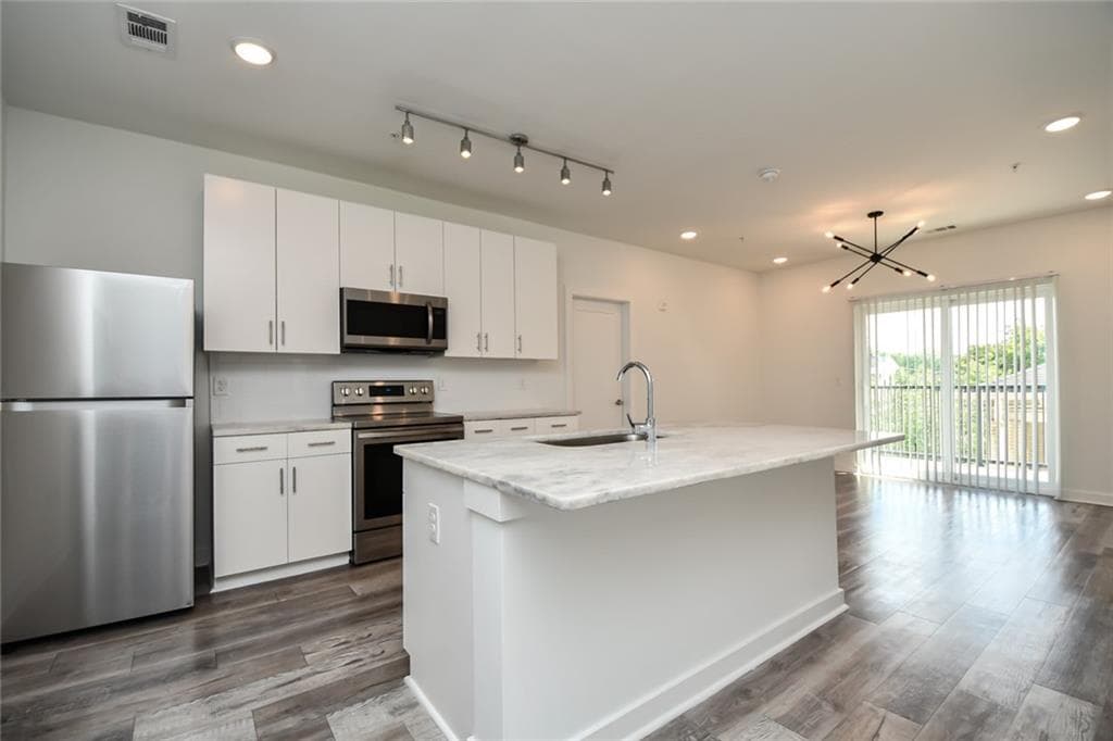 525 Parkway Drive 220, Atlanta, GA 30308 — most recent listing photo
