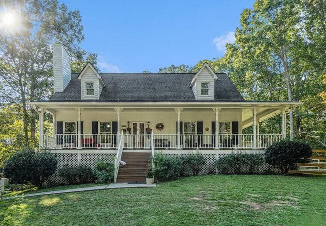 3 bedroom, 3 bathroom single family residence sold at 511 Rc Thompson Road, Dallas, GA 30157