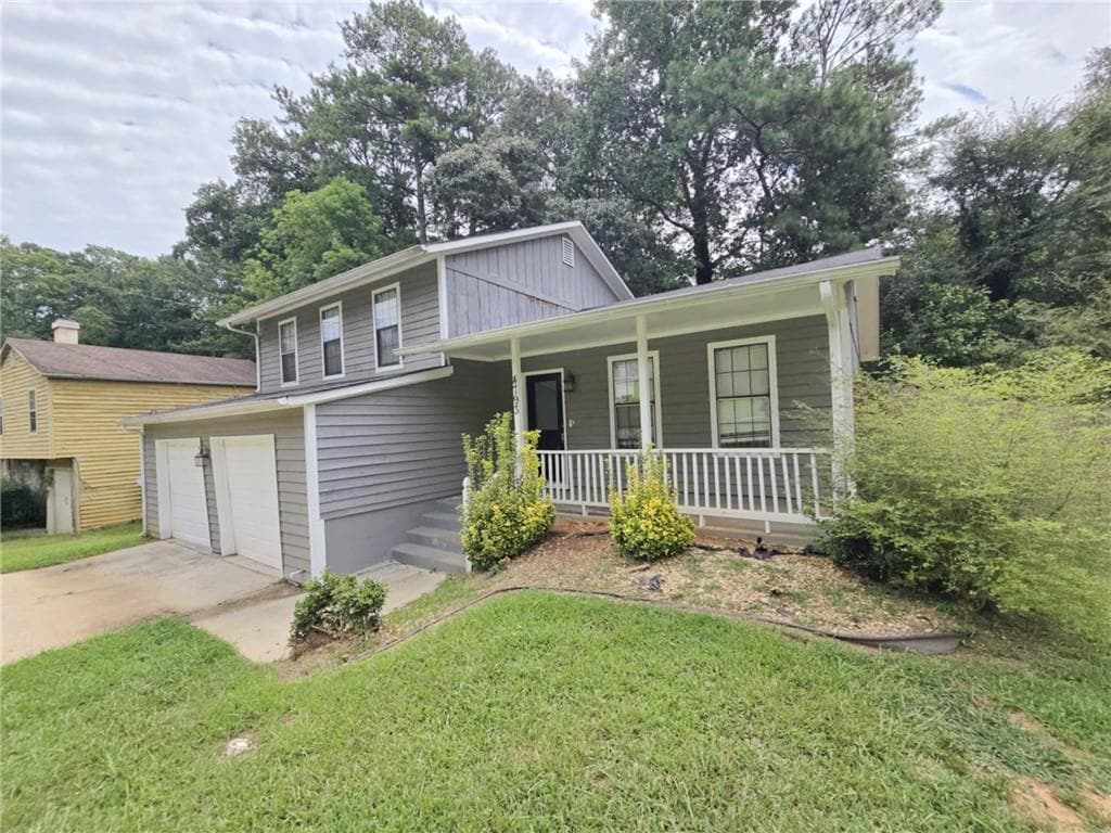 3 bedroom, 2 bathroom single family residence sold at 4793 White Oak Path, Stone Mountain, GA 30088