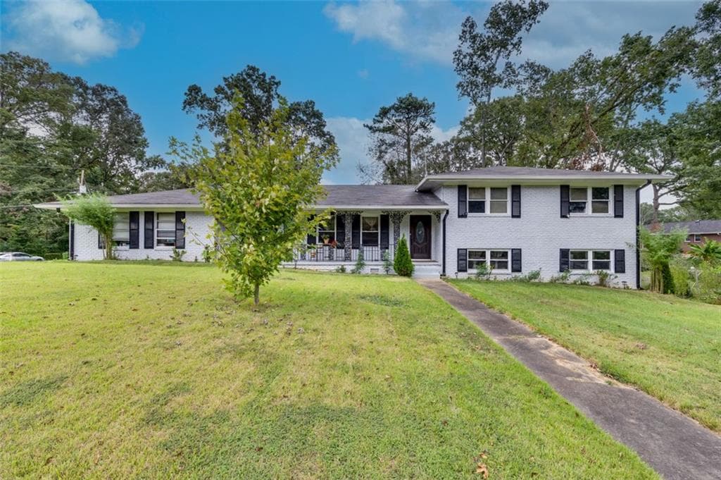 4 bedroom, 3 bathroom single family residence sold at 903 BINGHAM Lane, Stone Mountain, GA 30083