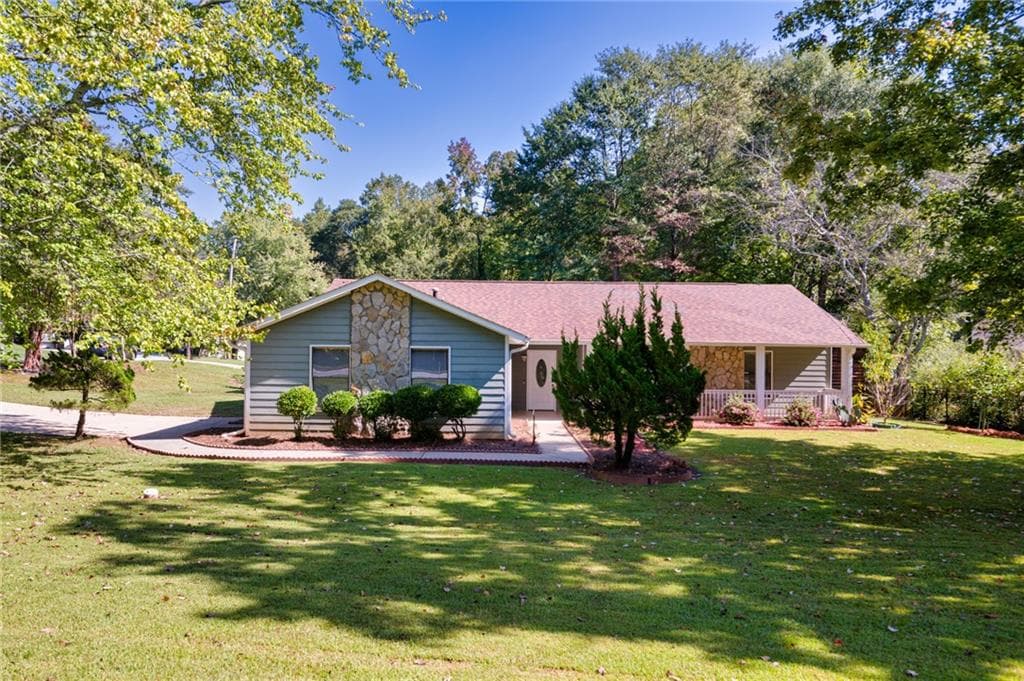 3 bedroom, 2 bathroom, 2,058 sq ft single family residence sold at 506 Paden Drive, Lawrenceville, GA 30044