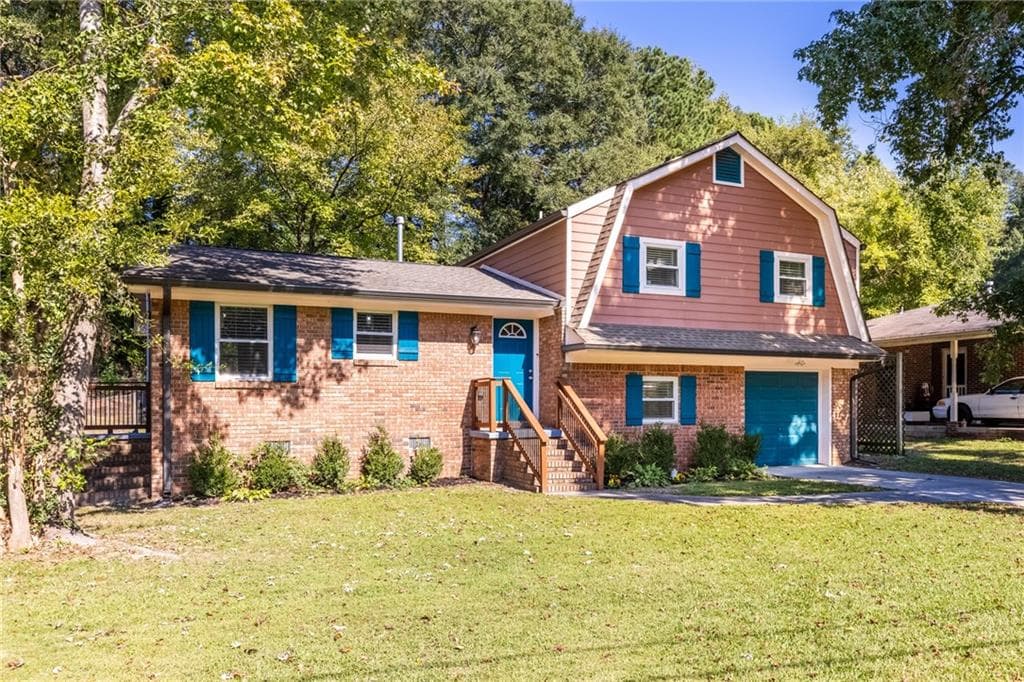 3 bedroom, 3 bathroom, 1,558 sq ft single family residence sold at 1658 Barrett Drive, Atlanta, GA 30318
