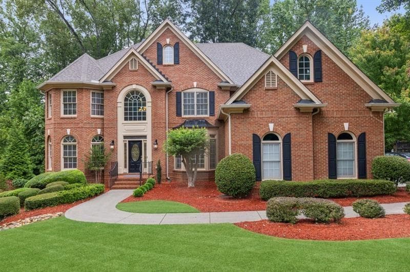 635 Barnesley Lane, Alpharetta, GA 30022 — most recent listing photo