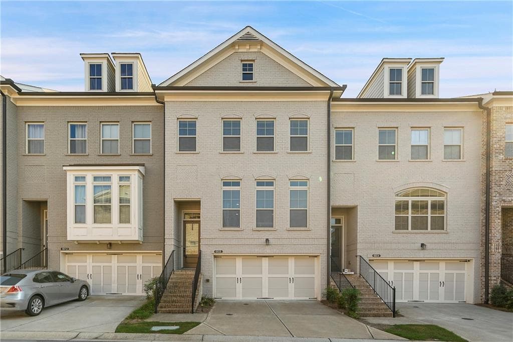 6608 Marlowe Glen Way, Johns Creek, GA 30024 — most recent listing photo