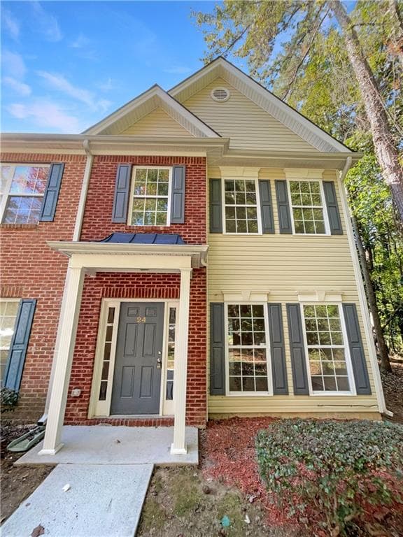 3 bedroom, 3 bathroom, 1,540 sq ft townhouse sold at 20 Pine Canyon Drive 24, Atlanta, GA 30331