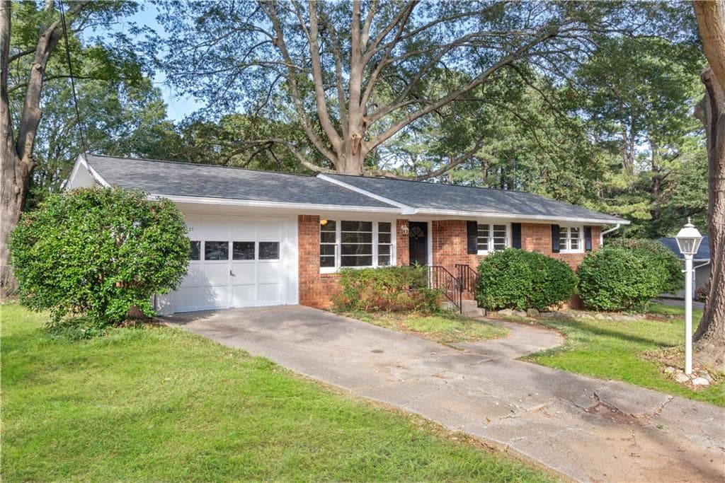 3 bedroom, 2 bathroom, 1,093 sq ft single family residence sold at 105 Hurt Drive, Smyrna, GA 30082